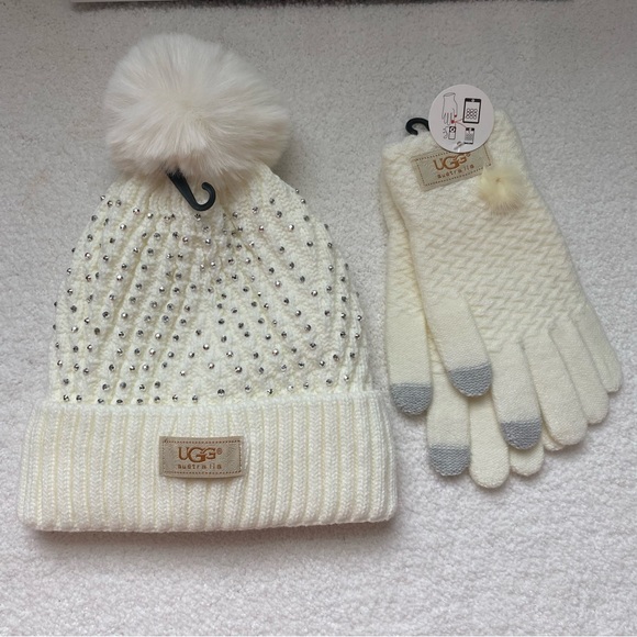 UGG Accessories - White UGG Rhinestone Hat & Tech Glove Set